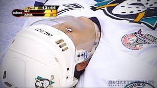 'Off The Floor, On The Board' - Scott Stevens / Paul Kariya - Stanley Cup Final 2003 (HD)