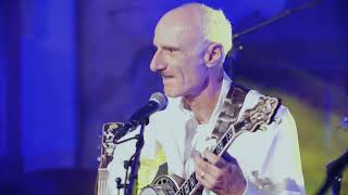 Hirsch Fisch feat. Buntspecht - Insekten | Popfest 2020
Hirsch Fisch feat. Buntspecht perform their song Insekten live at Popfest in July 2020 at Karlskirche, Vienna.
https://popfest.at
https://hirschfisch.bandcamp.com
https://theyshootmusic.com Hirsch Fisch feat. Buntspecht - Insekten | Popfest 2020