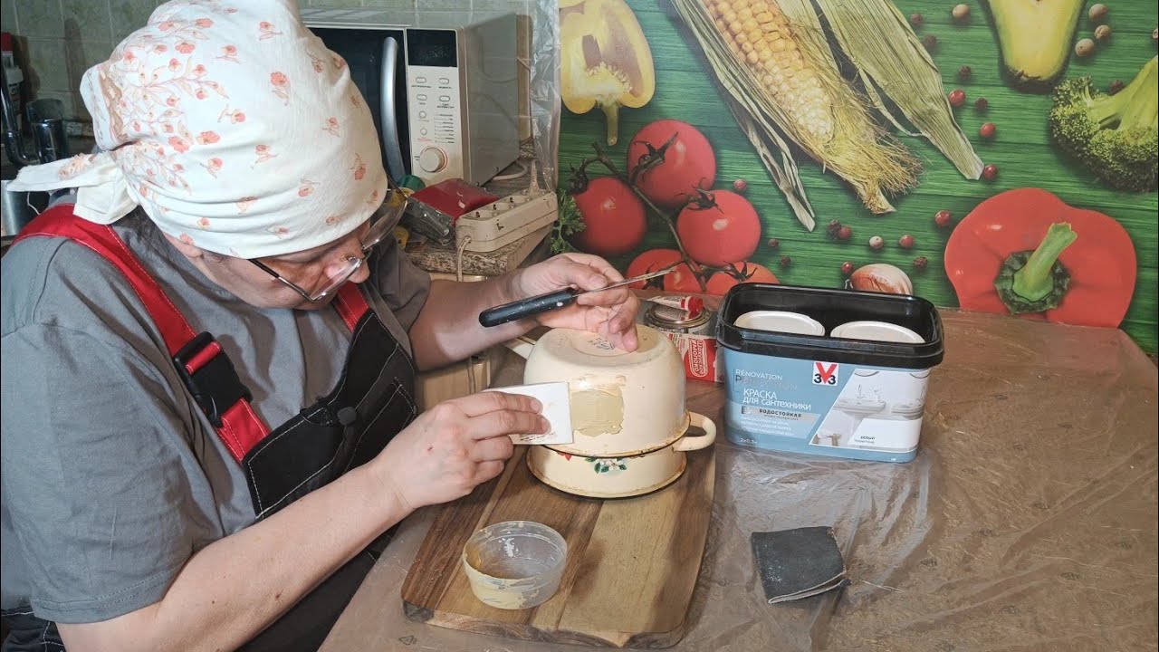 Как реставрировать ванну, зашпаклевать скол эмали - YouTube