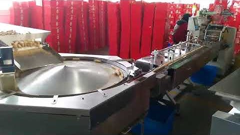 Effortlessly Feed and Wrap Biscuits with Disk Turntable Flow Wrapping Machine