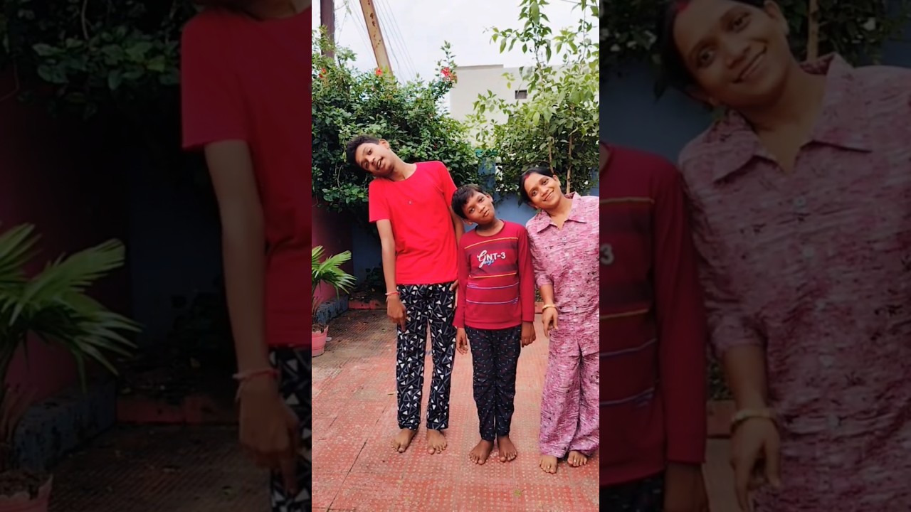 Mom and son's surprised to see the Chicken😱😳😲 