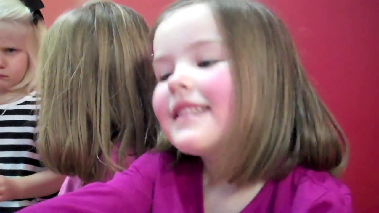 EMILY'S 5th BIRTHDAY PARTY AT JUMP