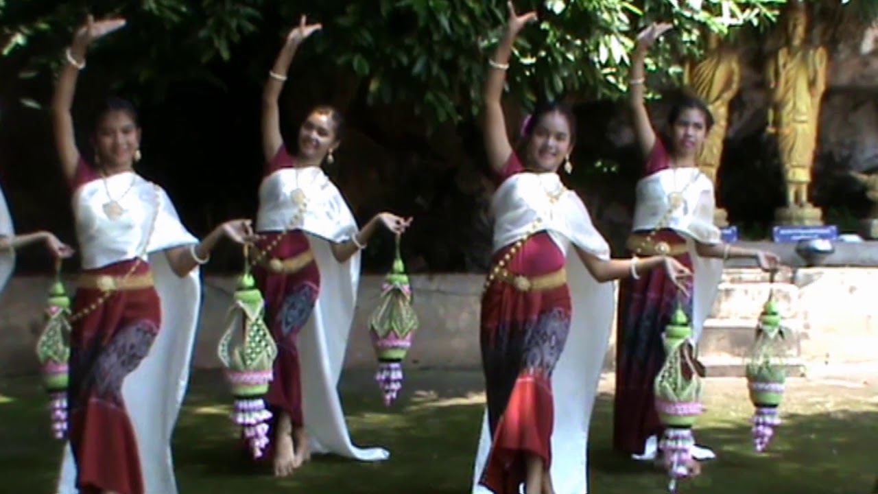 การแสดงชุดออนซอนสาวสุวรรณคูหา ฟ้อนวันทาหลวงพ่อพระไชยเชษฐา