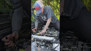 Pt 3 of the cylinder head removal ⚡️ cyl 5 did not look happy 💨 #td5 #cargirl #diy #landrover #4x4