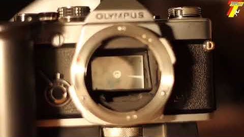 Shutter Open and Close Slow Motion