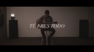 Video thumbnail of "Un Corazón - Tú Eres Todo (Vídeo Oficial)"