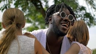 Bizzy Salifu - A La La Long | GhanaMusic.com Video