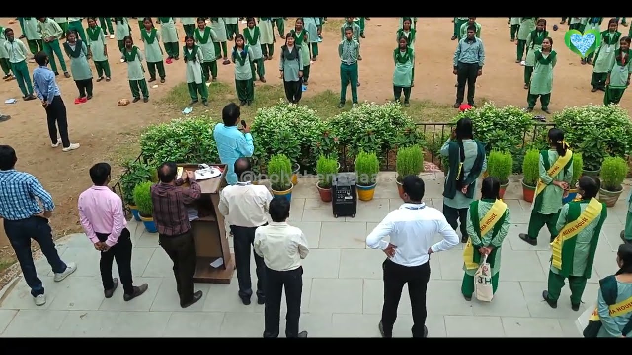 Selfie with Jhola – How Jharkhand Students are Banning Plastic for Good|Gandhi Memorial High School