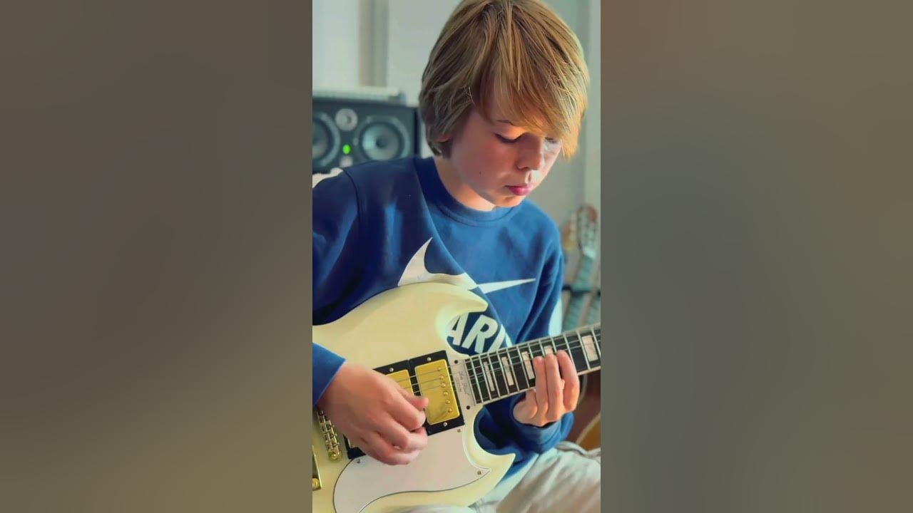 Gary Moore Parisienne Walkways by J8KE (11)                               #guitar #rock #cover #solo