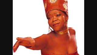 Brenda Fassie - Ngohlala Nginje