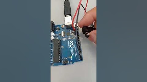 Prueba de encendido del led del Arduino UNO sin la placa de entrada industrial