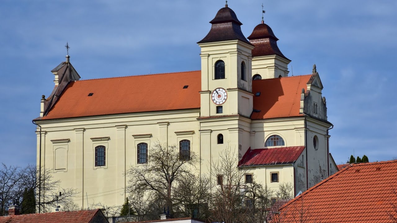 Vzácné věžní hodiny -  kostel Bojkovice