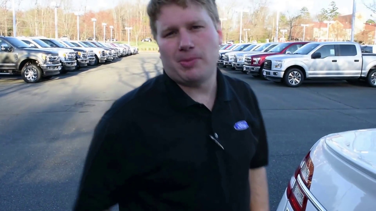 2017 Ford Taurus Review!