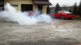 Pontiac Firebird V8 5,7 (LT1) Burnout Pontiac Firebird Lt1 5 7l V8 Start Up Revs And Burnout