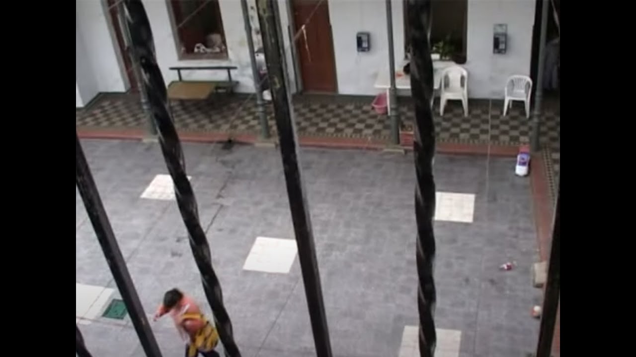 Cárcel de mujeres de Santa Fe - Informe D igual A igual (2007)