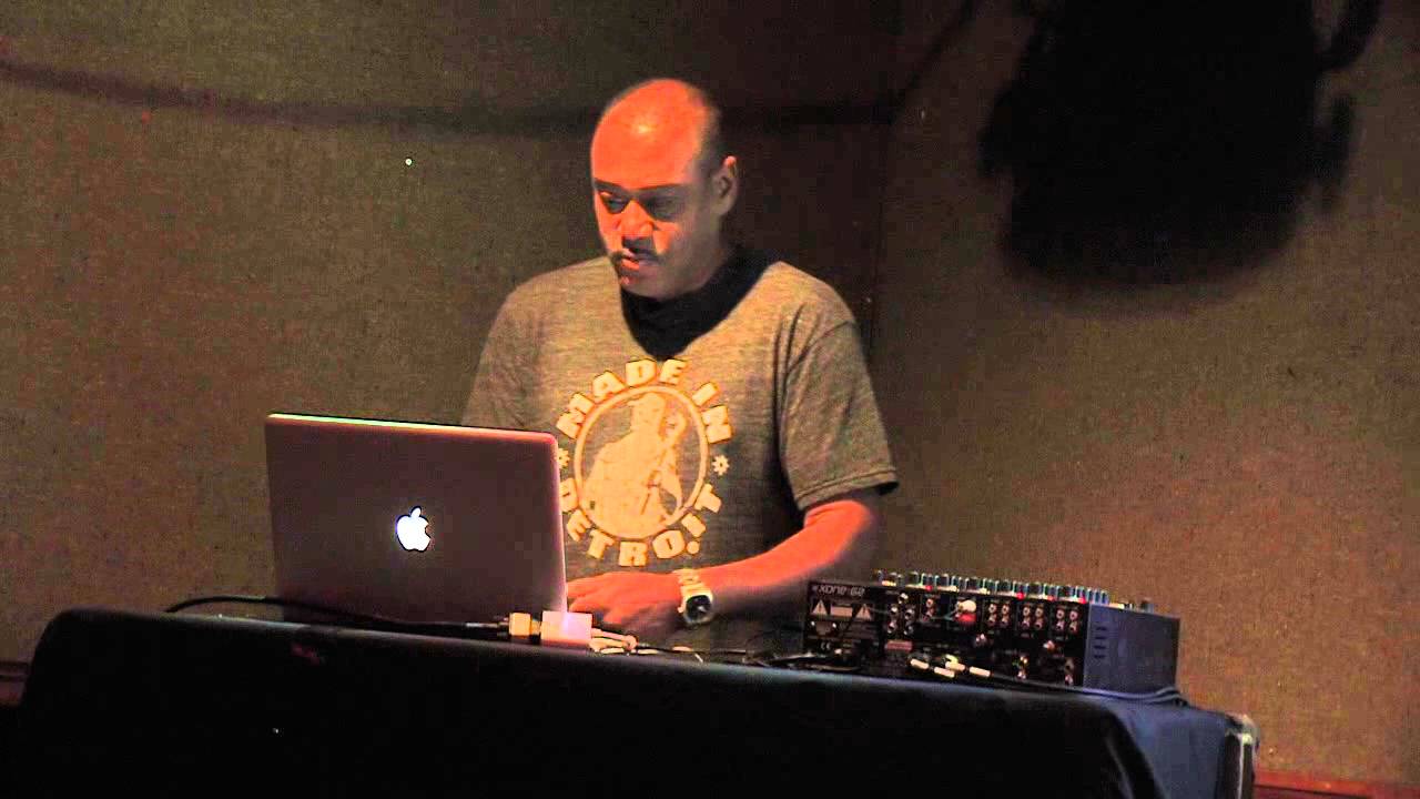 Mike Huckaby On Processing Percussion From iPhone Recordings In Ableton ...