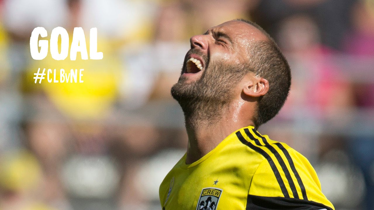 GOAL: Federico Higuain with a trademark FK - YouTube