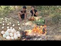 Survival skis: Egg burning underground for food in jungle, Survival cooking in forest