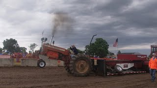 Foreston IL. FFA, Antique tractor pull. 2022. 426 D-19 (Big Mikes) 1st 4 competitive hooks!!!!🪝🪝 🪝 🪝