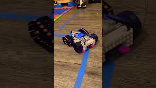 Lego Boost line follower 1.0, two light sensors