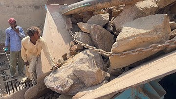 "Big Rock Crusher Machine: A Giant in Action"Big Rock Crushing: A Powerful Process"#stonecrusher