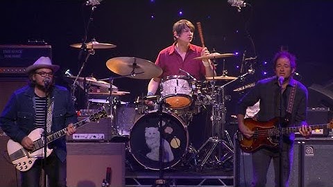 Saturday Sessions: Wilco performs "Random Name Generator"