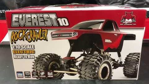 Redcat Everest 10 Rock Crawler Unboxing by OMGRC.com