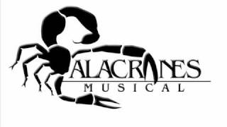 Video thumbnail of "Alacranes Musical.-Un puño de tierra"