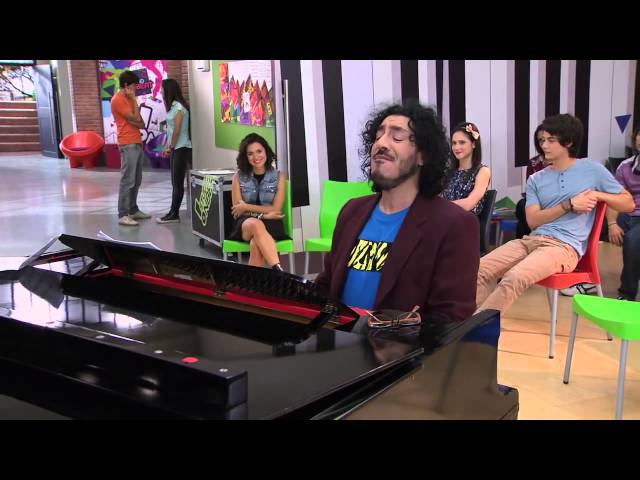Violetta 2 - Beto y Vilu cantan ¨Nuestro Camino¨ (cap 78)