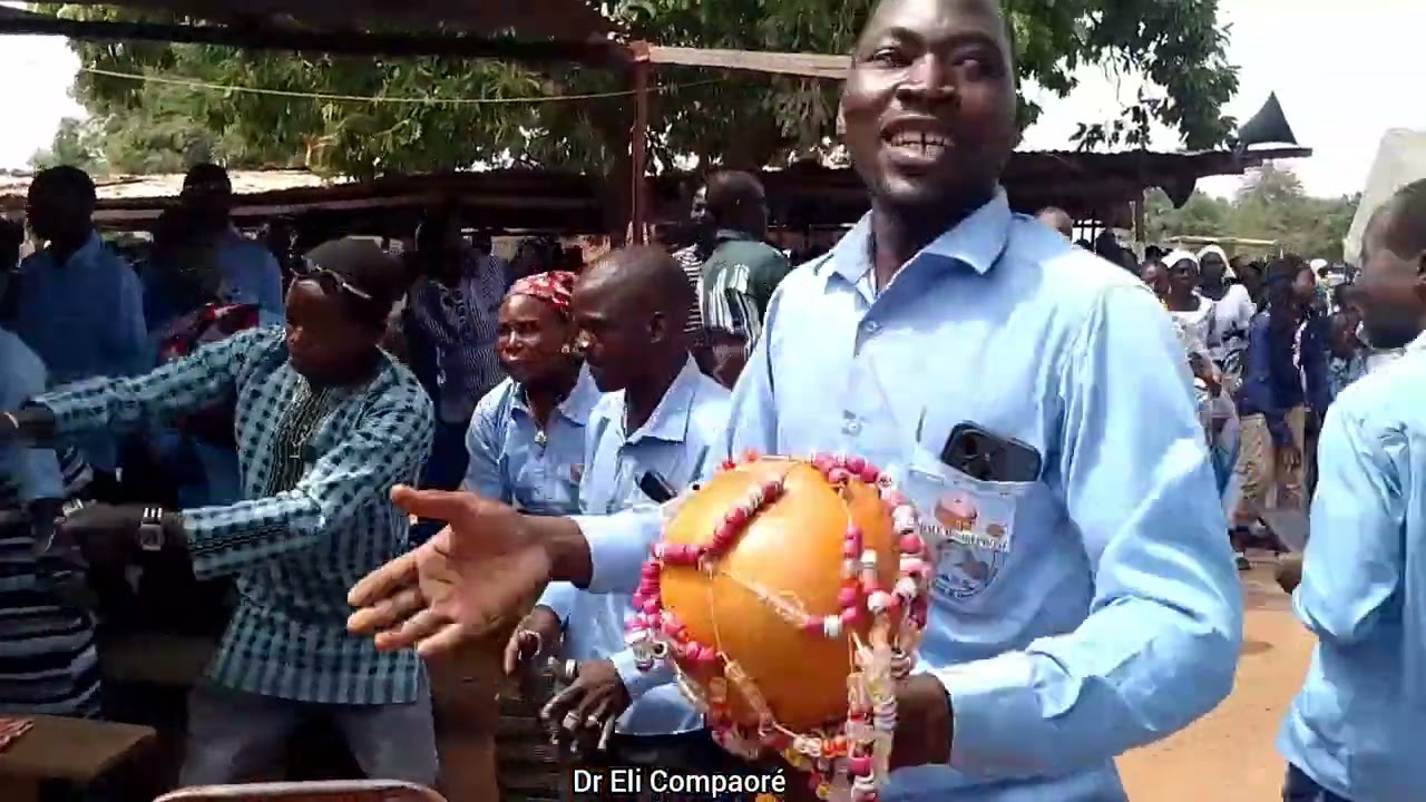 Chorale Moorephone Paroisse sainte Trinité de Zagtouli 