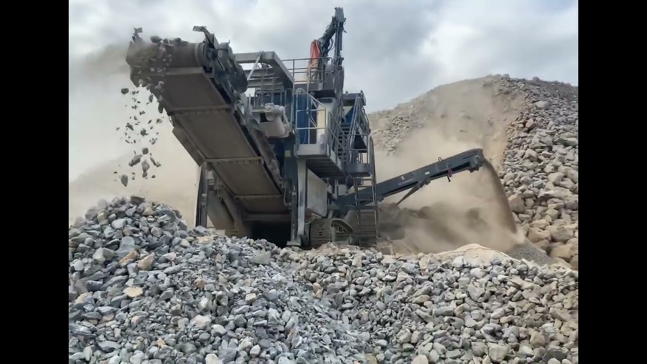 Kleemann MOBICAT MC 140 Z crushing 500 t/h  about my job