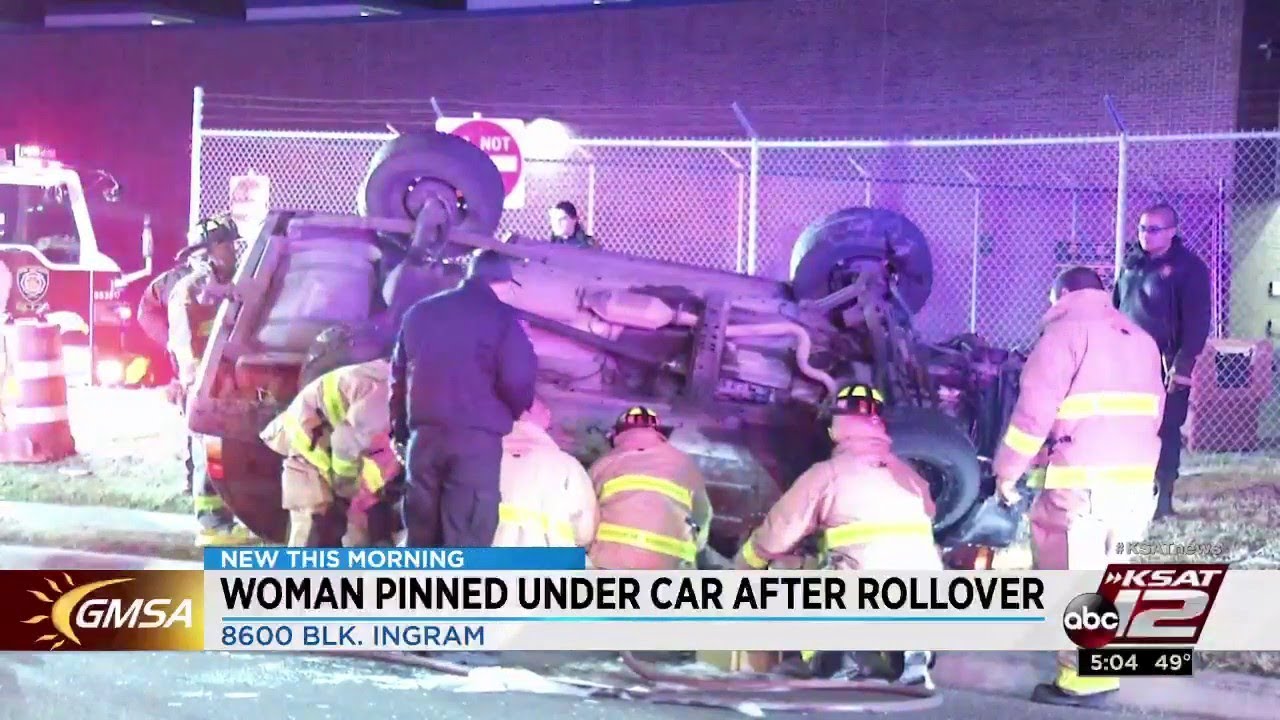 Woman extracted from SUV following rollover crash on West Side - YouTube