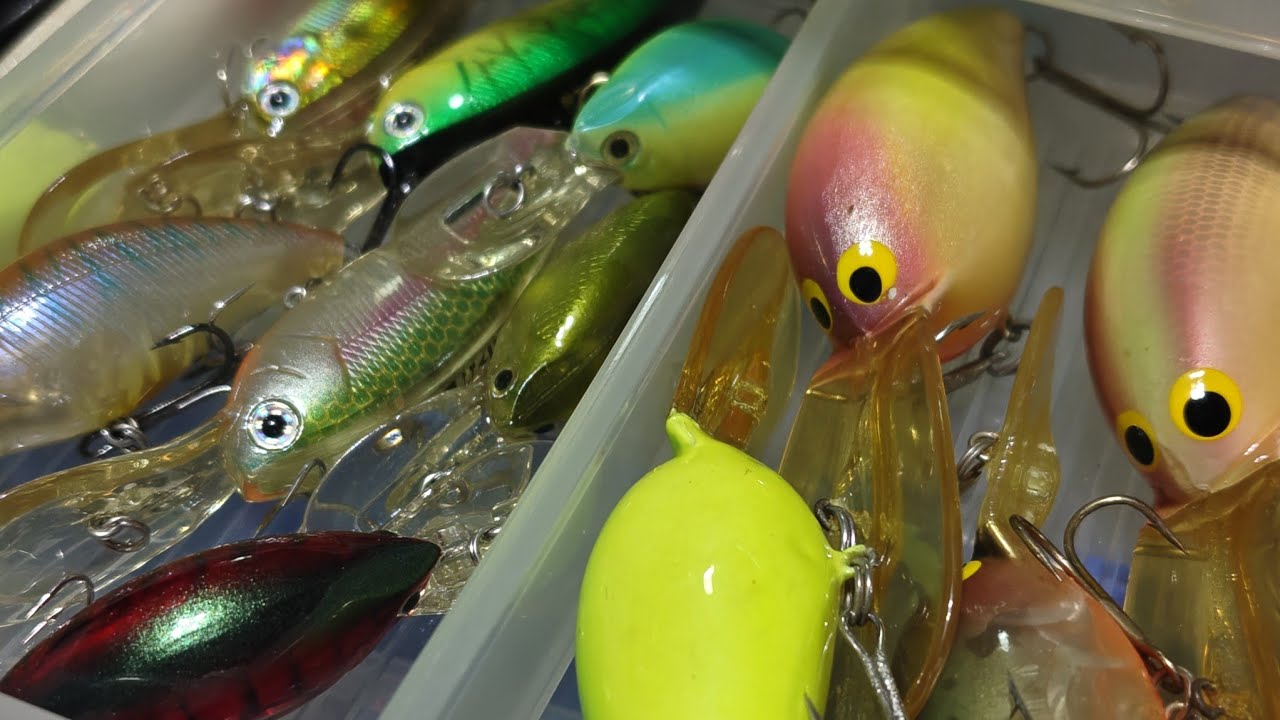 It's a Japanese crankbait from the bubble era! - YouTube