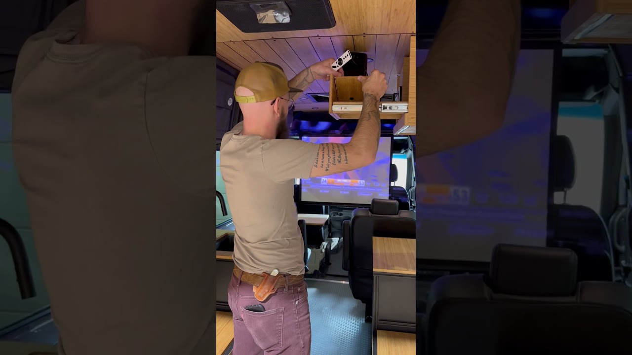 Spaceship: Mobile office + Adventure Van