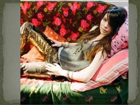 Miranda Cosgrove kiss you up