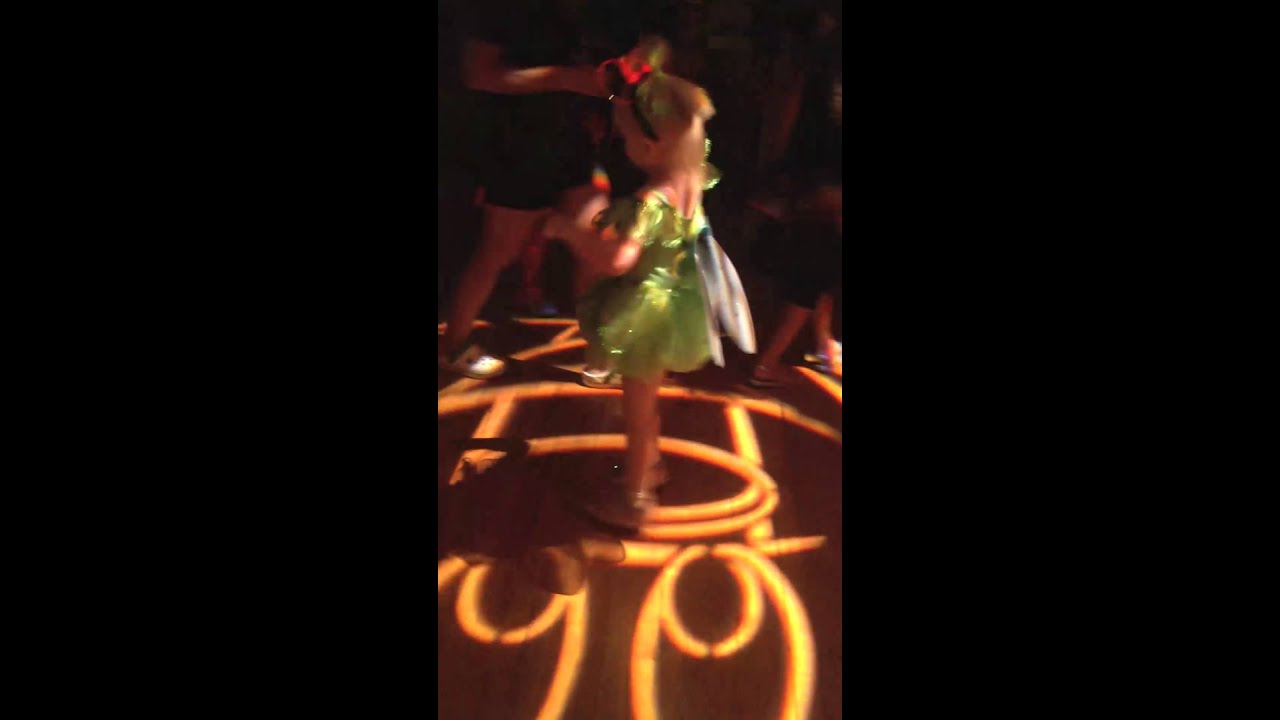 craftstudio Boo dancing at Mickey's Not SO Scary Halloween Party