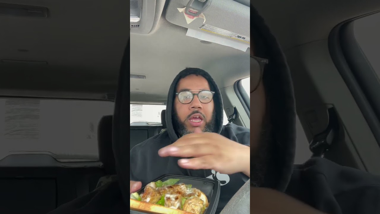 I tried “Mellow Mushroom” vegan tempeh hoagie