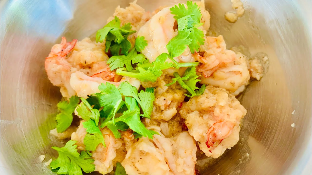 กุ้งกระเทียมพริกไทยไม้ให้คาว เนื้อกุ้งเด้ง รับชมวิธีทำได้ครับ 