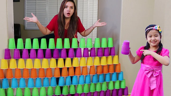 Jannie Builds COLORFUL Cup Wall & Pretend Play w/ ...