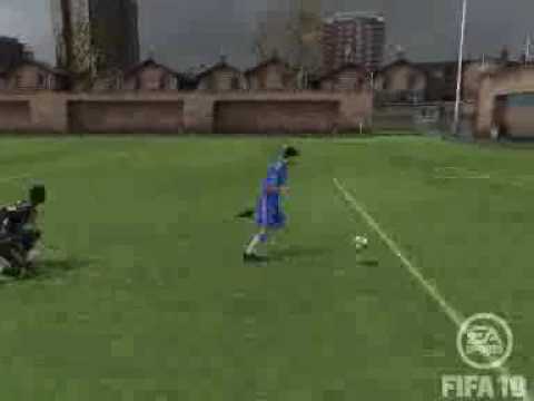 FIFA 10: Flick over Goal Keeper