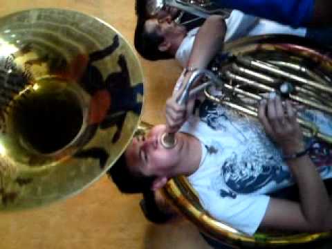 tubero !!!!!este wey si es cabron!!!!