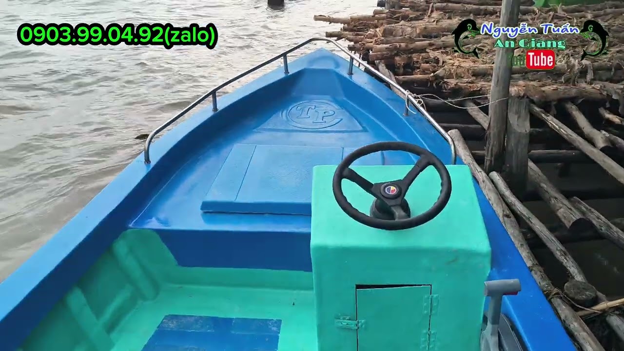 cano 5m4 ngang 1m8 máy yamaha 40hp thích hợp đi du lịch