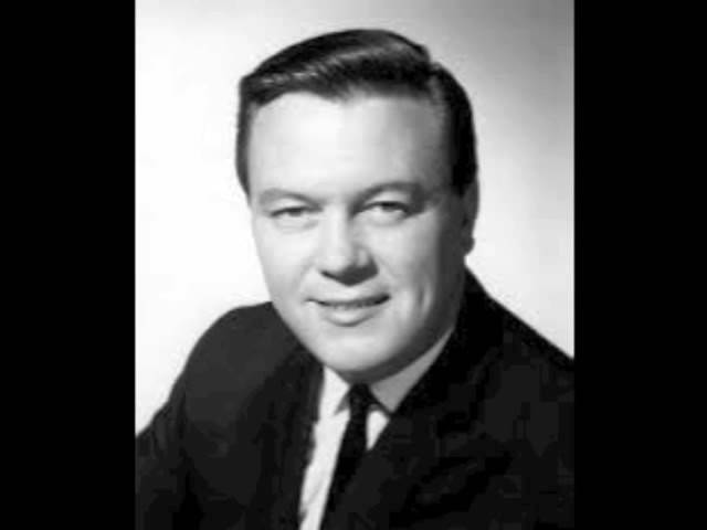 Matt Monro - Cheek To Cheek