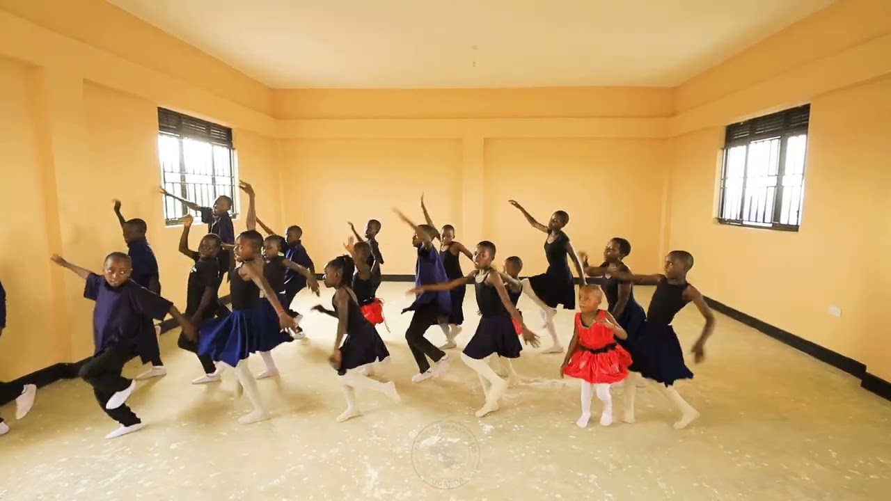 Nina Yesu @Kaestrings Music dance cover #fypシ゚viral #contemporarydance 