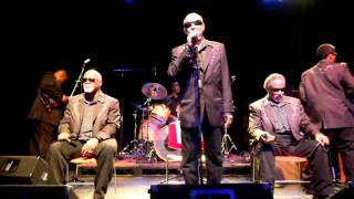 Video thumbnail of "Blind Boys of Alabama "People Get Ready" 5-07-11 FTC Fairfield, CT"