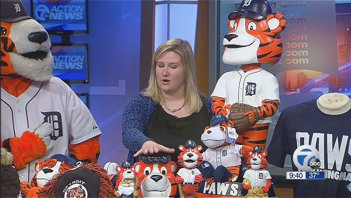 Detroit Tigers PAWS Visits Leader Dogs for the Blind 