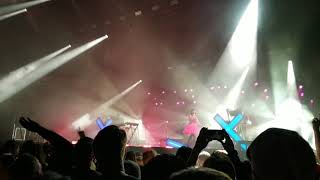 CHVRCHES - Graffiti - 5/2/19 - Aragon Ballroom, Chicago