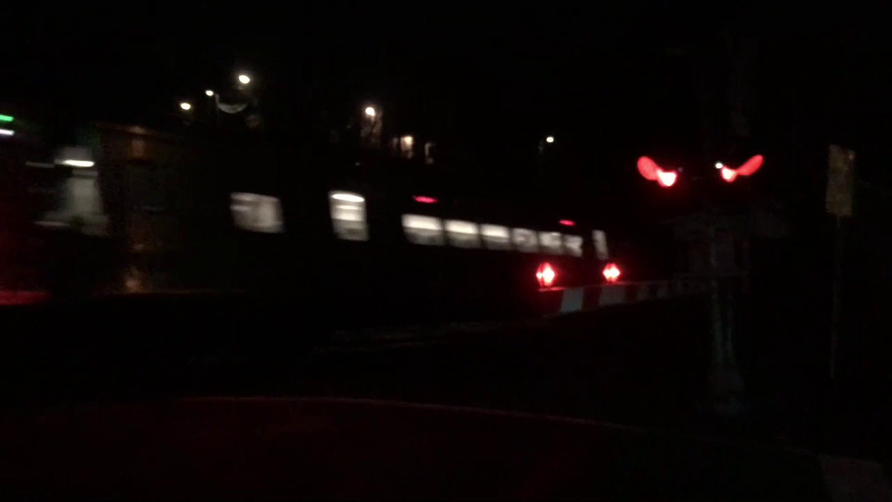 MetroNorth’s Harlem Line Two Trains At Valhalla Station YouTube