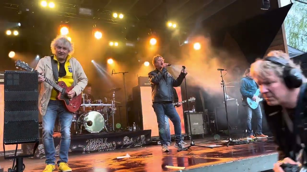 Eppu Normaali: ”Linnunradan laidalla” (live @ Joensuu 4.7.2025)