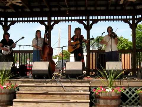 Hazel Holler ~ Blue Ridge Mountain Blues ~ Clack Mountain Festival 2009